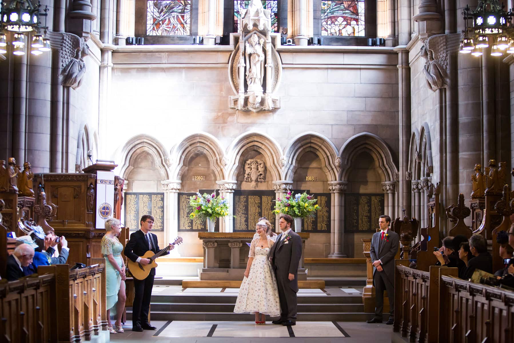 Mark_Carol_ Oran Mor Glasgow Uni Wedding Photographer (36)