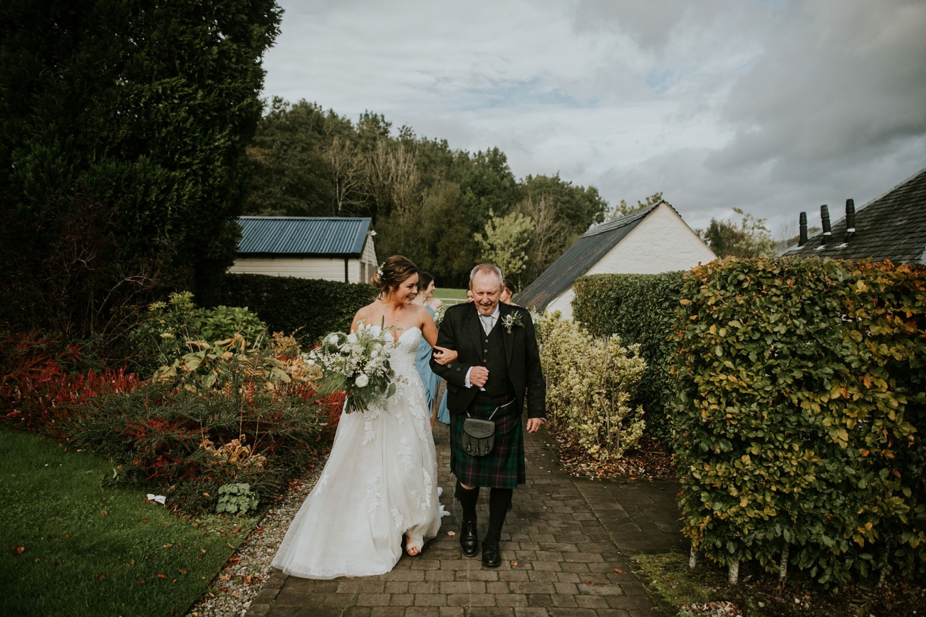 Loch Lomond Arms Hotel Wedding00015