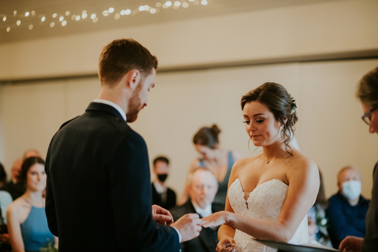 Loch Lomond Arms Hotel Wedding00020