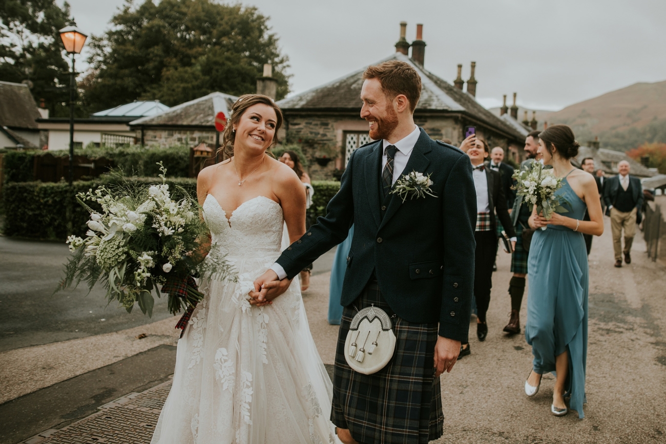 Loch Lomond Arms Hotel Wedding00032 1