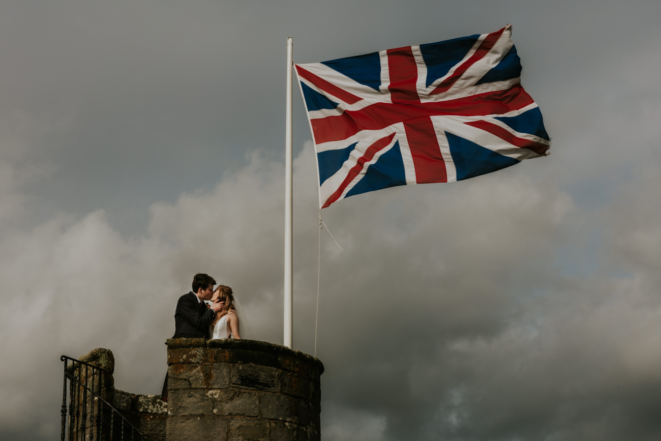 Rooftop wedding at Dundas Castle