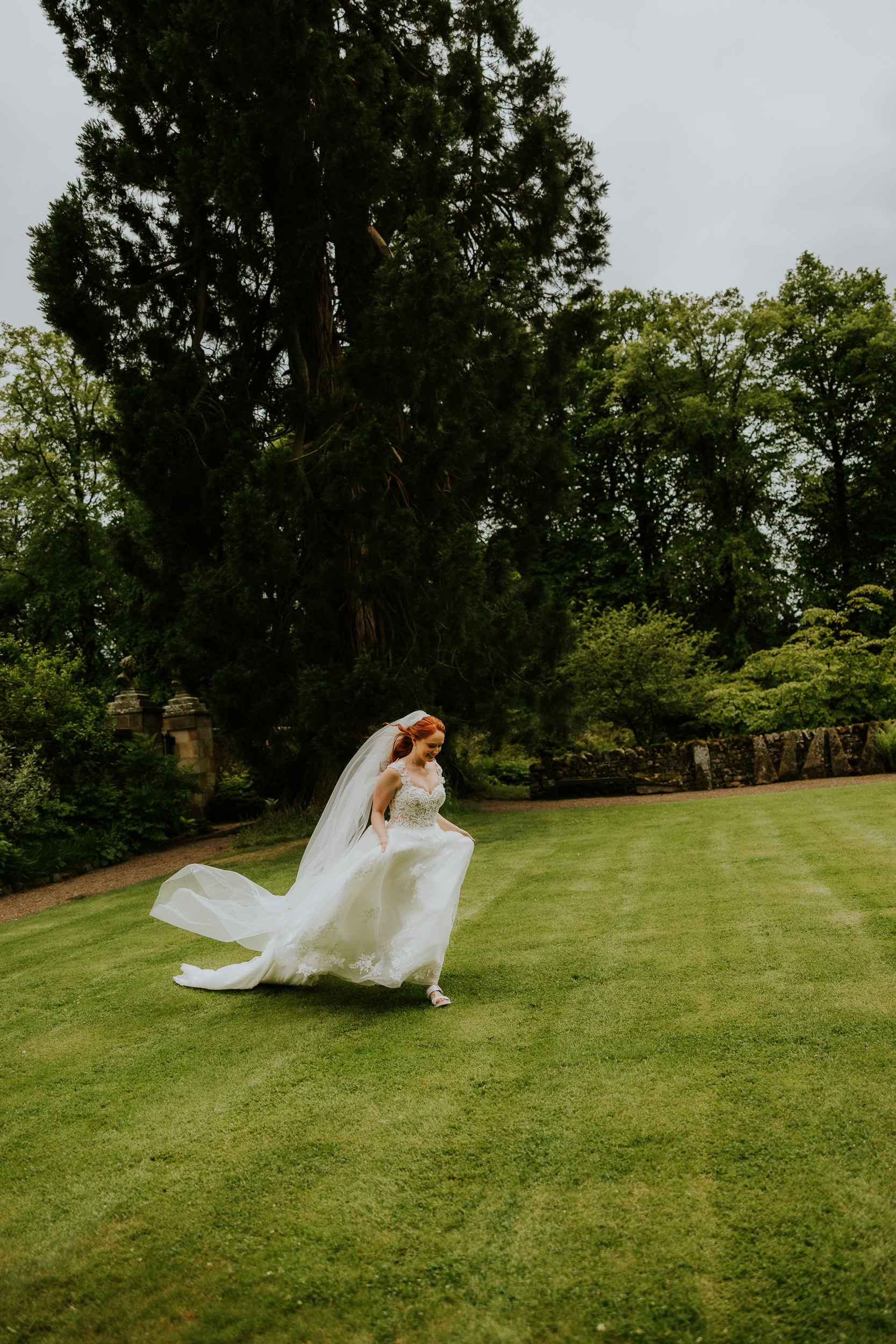 Newhall Estate Wedding Photographer 51 Newhall Estate Wedding Photographer00051