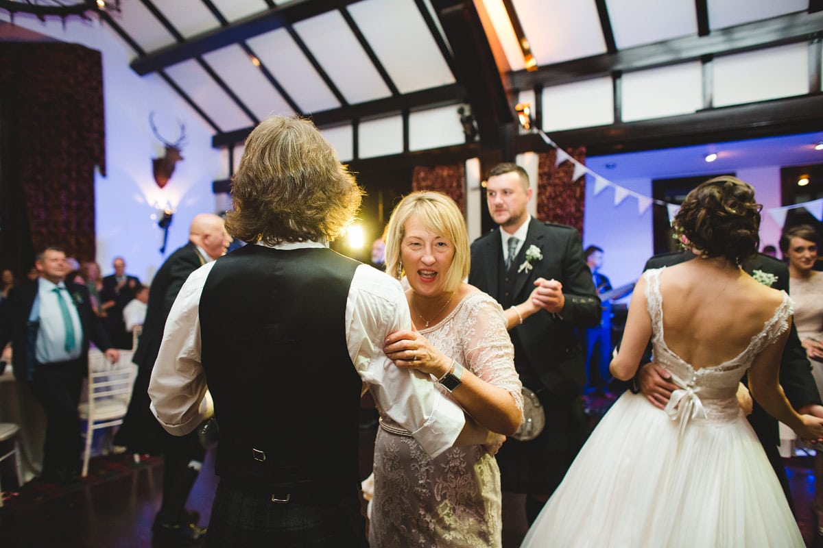 Brig o Doon wedding photographer John Johnston (79)