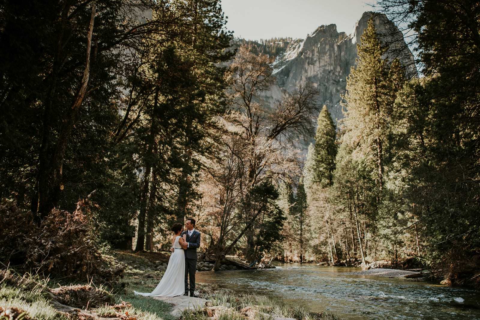 helen mike yosemite park wedding photos00059