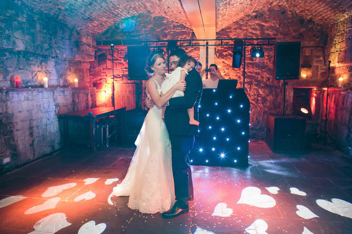 Nick_Skye Caves wedding photography_ (78)