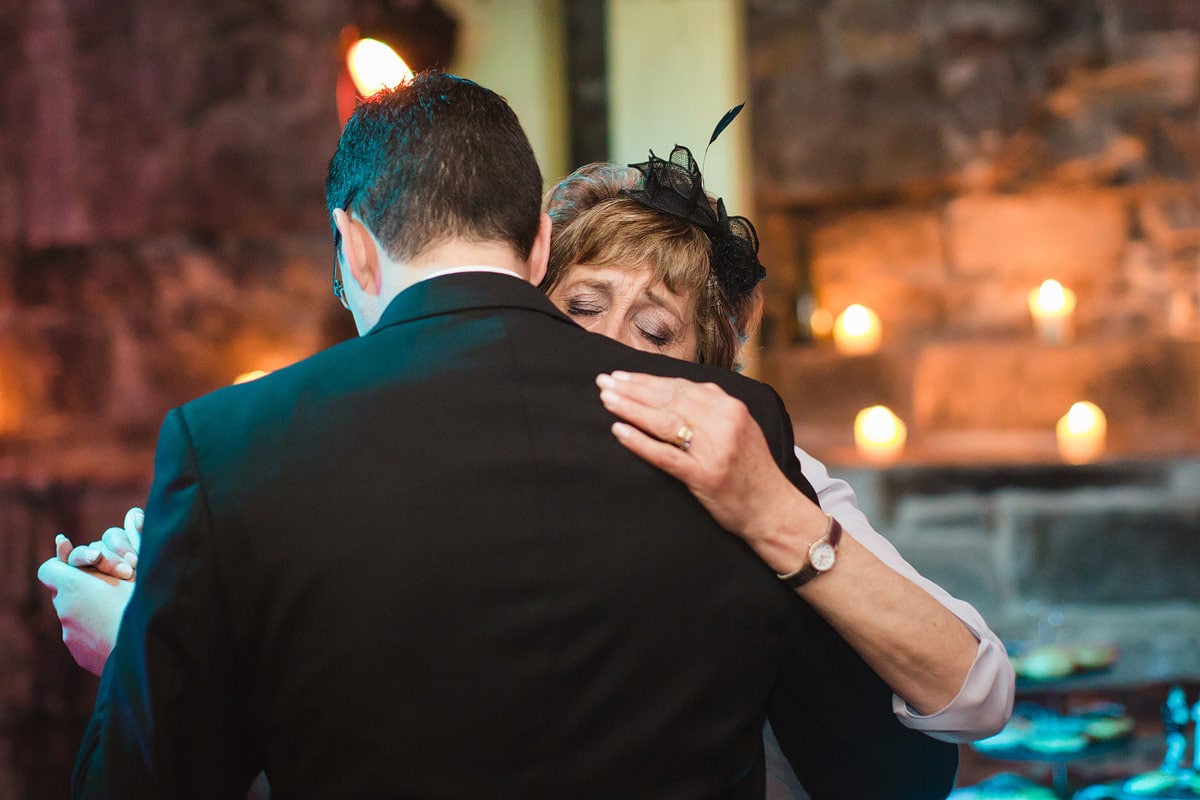 Nick_Skye Caves wedding photography_ (82)